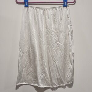 Vanity Fair Half Slip Off White Nylon Lace Trim Lingerie Slit USA Womens M